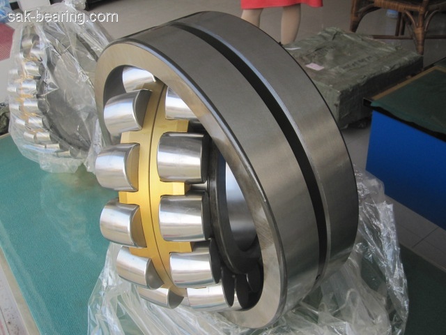 Spherical roller bearings 213 Series